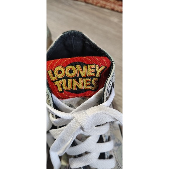 Converse Looney Tunes x Chuck Taylor All Star High Looney Characters Sz 6 Womens - Picture 5 of 15
